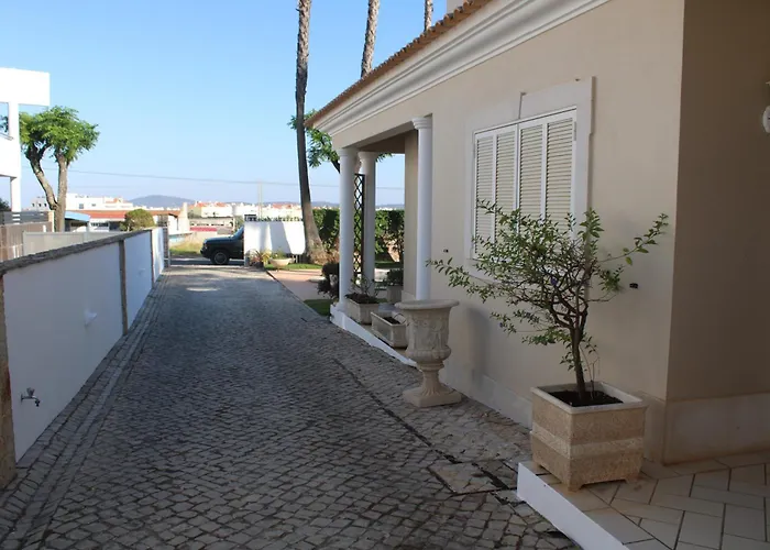 Countryside Villa *